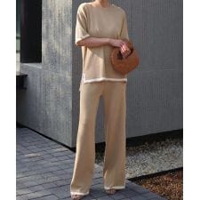 セットアップ 配色スリットニットとパンツ