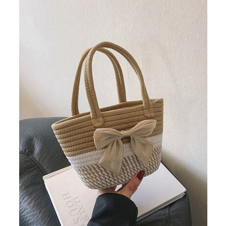 [^:2TIAN-019]Ȃ̑NxグĂ邩obO₳J[O&VvȃfUCŎg₷J͍L݌vĂA}`LāAו̏oꂪX[YŊȒPtgɂ́A؂₩ȃ{ƉȂЂ܂肪AQ^CvWJ̎q炵fUCŁA炵ACeD݂̕ɂ͓ɂ߃J[Fx[W/O[/sN^CvF{/Ђ܂TCYF:17cm ㉡:27cm ꉡ:21cm }`:6cm 荂:13.5cm 蒷:38cmiߕsAOsj [ɂāEA4Ήi22~31cm)F~EipadminiΉi19.6~13.5~0.7cm)FZEzi10~20cmjFZE܂z:ZEL[P[X:ZEybg{gi500mljFZEybg{gci500mljF~dF243gnFȂ|PbgFȂYFׂĕuTCYłi̐@ႢǍ덷܂̂ŁAjBCOAî߁Ai̍וdl͑قȂꍇ܂B\߂̏A肢v܂B