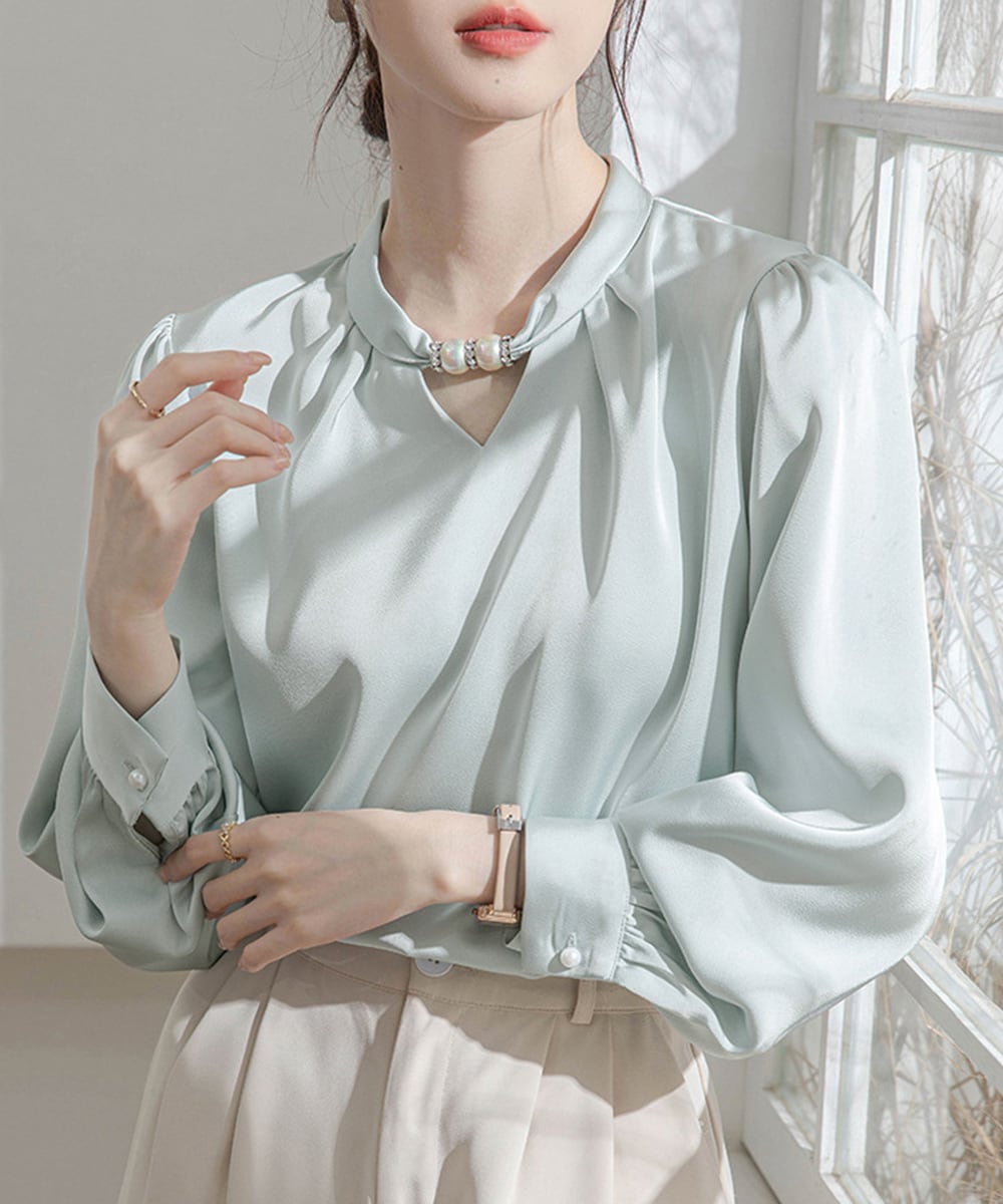 ブラウス シャツ リサイクルポリエステル×レーヨン素材　手洗い可能な滑らかなサテンシャツ レディース MOUSSY リサイクルポリエステル×レーヨン素材 手洗い可能な