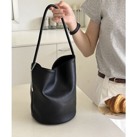 [^:99GZXY-001]c^fUC͂́AX^CÕ|CgɂȂnhobOoRƊۂRAtF~jň炵͋Co}Olbgt̓ŁAJȒPzX}zȂǁAKi[łAoɃsb^ȃTCYLR[fBl[gɍ킹Ďg񂹂J[FubN/AC{[/Cgu[TCYF:24cm ㉡:29cm ꉡ:16cm }`:16.5cm 荂:17cm 蒷:49cmiߕsAOsj[ɂāEA4Ήi22~31cm)F~EipadminiΉi19.6~13.5~0.7cm)FZEzi10~20cmjFZE܂z:ZEL[P[X:ZEybg{gi500mljFZEybg{gci500mljFZdF273gnF|PbgF聦ׂĕuTCYłi̐@ႢǍ덷܂̂ŁAjBCOAî߁Ai̍וdl͑قȂꍇ܂B\߂̏A肢v܂B