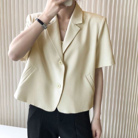 [^:6LANKAI-001]HD邾ől̃jAXA؍ۃNbvh䔼e[[hWPbgZ߂ȃRpNgȃVGbgōʒuꂽfUCƏ炵ANZgaA_Ȗ͂JWA_E킹̂ŁALACeƃX^COĂJ[FubN/x[W/x_[O[/IWTCYFM/L[M]:46cm :36cm :21cm 䂫:39cm g:47cm :94cm[L]:48cm :38cm :23cm 䂫:42cm g:49cm :98cmnFȂLkFȂFWF̂ݎ኱萶YFׂĕuTCYłi̐@ႢǍ덷܂̂ŁAjBCOAî߁Ai̍וdl͑قȂꍇ܂B\߂̏A肢v܂B@