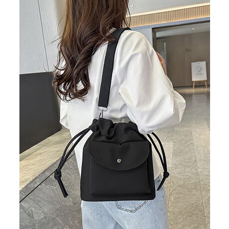 [^:77YD-001]ۂ݂̂VGbg͂̋ВV_[obOV_[Xgbv͒߂\ŁA΂߂|R݃RpNgȌڈȏɁAKvȂ̂܂闊TCYÂoɂ҂J[FubN/AC{[/L/sNTCYF:25cm ㉡:28cm ꉡ:20cm }`:9cm V_[:60-116cmi߉AOj[ɂāEA4Ήi22~31cm)F~EiPadminiΉi19.6~13.5~0.7cm)FZEzi10~20cmjFZE܂z:ZEL[P[X:ZEybg{gi500mljFZEybg{gci500mljFZdF228gnF|PbgF萶YFׂĕuTCYłi̐@ႢǍ덷܂̂ŁAjBCOAî߁Ai̍וdl͑قȂꍇ܂B\߂̏A肢v܂B