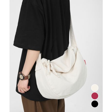 [^:99JYXB-001]jZbNXŎgyʃiCV_[B߂̌RŌւ̕SyAeʂłՂ[ł^CvBۂ݂̂tH킢炵AR[f̃ANZgɂ҂B 3FWJŁAyAgJbvR[fɂ߁BJ[FubN/AC{[/CbhTCYF:26cm ㉡:35cm ꉡ:31cm }`:11cm V_[:69-119cmi߉\AOsj[ɂāEA4Ήi22~31cm)FZEiPadminiΉi19.6~13.5~0.7cm)FZEzi10~20cmjFZE܂z:ZEL[P[X:ZEybg{gi500mljFZEybg{gci500mljFZdF168gnFȂ|PbgF萶YFׂĕuTCYłi̐@ႢǍ덷܂̂ŁAjBCOAî߁Ai̍וdl͑قȂꍇ܂B\߂̏A肢v܂B