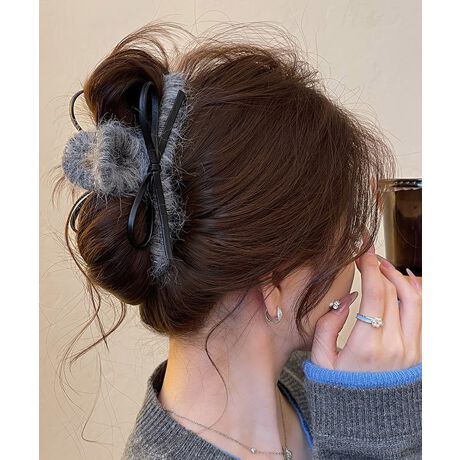 Nъ̂鎿iȈۂ^wANbvB傫߂̃Nbvő݊ȂAJ[OƑfނŁAl͋CoB܂Ƃߔɂƕt邾ŁACɉ؂₩ȈۂɁBV[Y[h߂wAANZT[BJ[FubN/ItzCg/O[/uETCY::13cm :5.5cm :4cmYFɊւĂ̒ӓ_F̏i͌ Ŕ̔Ă邽߁Aϔ͕tĂ܂񂪁AiɏtȂ悤ȈՕŔƂĂ܂BCOAî߁Ai̍וdl͑قȂꍇ܂B\߂̏A肢v܂B