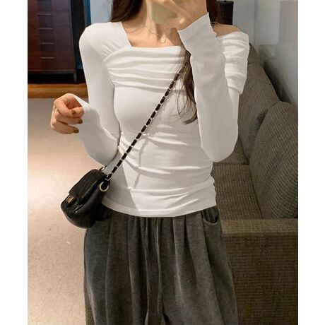 AVg[fUCڂAItV_[̃tBbggbvXBБɃMU[񂹂lbNCƁATChMU[ŗ̊̂VGbgɁB{fBCɂقǂ悭tHA炵ĂBfj⃍OXJ[gƍ킹āA؍JWAɁBJ[FubN/zCg/uETCYFTCY:48cm :41cm :63cm 䂫:83.5cm g:37cm :74-105cmnFȂLkF蓧FzCĝ݂₠萶YFׂĕuTCYłi̐@ႢǍ덷܂̂ŁAjBCOAî߁Ai̍וdl͑قȂꍇ܂B\߂̏A肢v܂B