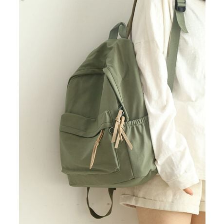 VvȂ̂ɁAǂ炵̂郊bNBtgƃTChɃ|PbgtĂāApBL[z_[`[t郋[vtBJWAR[fɂƓ݁Aʊw₿Ƃoɂ劈BJ[FubN/x[W/J[L/X[NsNTCYF:36cm ㉡:16cm ꉡ:30cm }`:11cm 荂:5cm 蒷:16cmiߕsAOsj V_[:36-82cmi߉\AOsj[ɂāEA4Ήi22~31cm)FZEiPadminiΉi19.6~13.5~0.7cm)FZEzi10~20cmjFZE܂z:ZEL[P[X:ZEybg{gi500mljFZEybg{gci500mljFZdF346gnF|PbgF萶YFׂĕuTCYłi̐@ႢǍ덷܂̂ŁAjBCOAî߁Ai̍וdl͑قȂꍇ܂B\߂̏A肢v܂B