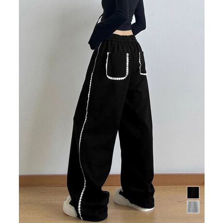 JWAȒɁA肰ȂÂYXEFbgpcBTChɂzCg[XAX|[eB[ȈۂɃtF~jȃANZgvXBEGXg̓SƕR̎dlŁAbNXAXgXt[ȒSnB_炩ȔG̃XEFbgfނŁAOV[YfC[gɂ҂̈ꖇBJ[FubN/CgO[TCYFTCY:100cm ҉:66cm EGXg(Sdl):60-90cm qbv:108cm :62cmnFȂLkFȂFȂYFׂĕuTCYłi̐@ႢǍ덷܂̂ŁAjBCOAî߁Ai̍וdl͑قȂꍇ܂B\߂̏A肢v܂B