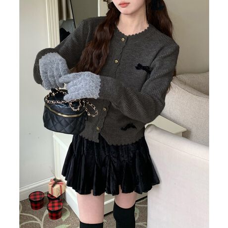 {`[tjbgJ[fBKBɎU΂߂ꂽ̓Iȃ{Aiŏ炵͋CYBg^̋݌ƃS[h̃^{^ANZgɂȂAvXBHDƂĂgbvXƂĂg2way̒񂵗͂́BXJ[g͂Afjƍ킹ăK[[JWAɒȂ̂BJ[FubN/_[NO[/AC{[/bh/sNTCYFTCY:50cm :38cm :59cm 䂫:78cm g:47cm :94-148cmnFȂLkF蓧FAC{[̂ݎ኱聦jbgfނׁ̈ALkɂĂ͕҂݂ɌԂꍇ܂BYFׂĕuTCYłi̐@ႢǍ덷܂̂ŁAjBCOAî߁Ai̍וdl͑قȂꍇ܂B\߂̏A肢v܂B