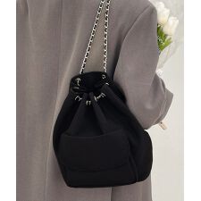 ミニミニストア(miniministore)の巾着リュック ナイロンチェーンバッグ軽量