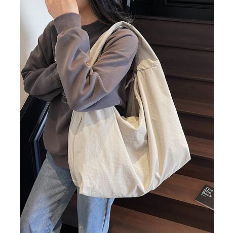 Xg[gYeʃV_[obOBm[gp\RA4t@C]TŎ[ł邽ՂTCYBXVbsOȂǁAJWAȂoɂ҂BJ[FubN/AC{[/lCr[/x[W/CG[/J[L/uE/K/bhTCYF:39cm ㉡:52.5cm ꉡ:45cm }`:17cm 荂:24cm 蒷:38cmiߕsAOsj[ɂāEA4Ήi22~31cm)FZEiPadminiΉi19.6~13.5~0.7cm)FZEzi10~20cmjFZE܂z:ZEL[P[X:ZEybg{gi500mljFZEybg{gci500mljFZdF440gnF|PbgF萶YFׂĕuTCYłi̐@ႢǍ덷܂̂ŁAjBCOAî߁Ai̍וdl͑قȂꍇ܂B\߂̏A肢v܂B