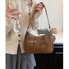 レトロショルダーバッグ ハートチャーム付