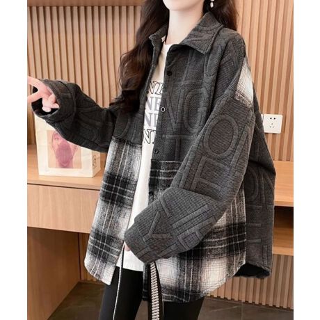 `FbN̐؂ւANZgɂȂA^H̃XEFbgI[o[TCYVcWPbgBƂVGbgŁAgĥXg[gX^CoBfj⃏Chpcƍ킹邾ŁAȂꊴ̂JWAR[fBy߂̃AE^[ƂďtH̋G߂̕ςڂɊ􂵁A~̓AE^[̃Ci[ƂĂ񂵎݁BCi[Ƀp[J[d˂΁AtŔ̂ghCNȒȂɁBJ[FubN/_[NO[TCYFTCY:78cm :63cm :51cm 䂫:82.5cm g:63cm :126cmnFȂLkFȂFȂYFׂĕuTCYłi̐@ႢǍ덷܂̂ŁAjBCOAî߁Ai̍וdl͑قȂꍇ܂B\߂̏A肢v܂B