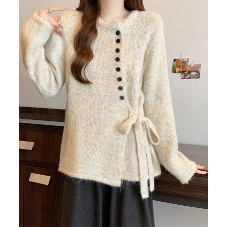 ghfBe[fAfUC{t̒jbgB_炩^b`Ń\tgȕȂł͂̔VGbgoBOăvI[o[ɂAJăJ[fBKƂĂ2WAYdlBv[cXJ[gfjƍ킹āAfC[ACeƂĒfꖇBJ[Fx[W/O[TCYFTCY:55cm :39cm :56cm 䂫:75.5cm g:52cm :104-160cmnFȂLkF蓧FȂjbgfނׁ̈ALkɂĂ͕҂݂ɌԂꍇ܂BYFׂĕuTCYłi̐@ႢǍ덷܂̂ŁAjBCOAî߁Ai̍וdl͑قȂꍇ܂B\߂̏A肢v܂B