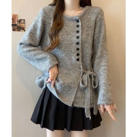 ghfBe[fAfUC{t̒jbgB_炩^b`Ń\tgȕȂł͂̔VGbgoBOăvI[o[ɂAJăJ[fBKƂĂ2WAYdlBv[cXJ[gfjƍ킹āAfC[ACeƂĒfꖇBJ[Fx[W/O[TCYFTCY:55cm :39cm :56cm 䂫:75.5cm g:52cm :104-160cmnFȂLkF蓧FȂjbgfނׁ̈ALkɂĂ͕҂݂ɌԂꍇ܂BYFׂĕuTCYłi̐@ႢǍ덷܂̂ŁAjBCOAî߁Ai̍וdl͑قȂꍇ܂B\߂̏A肢v܂B