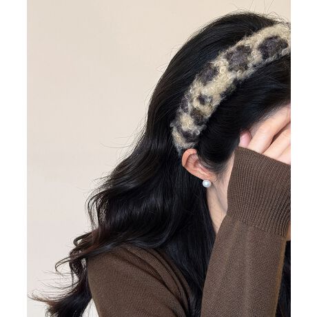 ӂӂfނ̃J`[VBIp[hfUC|CgŁAH~R[fɂ҂B邾łȕ͋CołBJ[Fx[W/O[/uE{̕F3cmF15cmF9.5cmYFɊւĂ̒ӓ_F̏i͌ Ŕ̔Ă邽߁Aϔ͕tĂ܂񂪁AiɏtȂ悤ȈՕŔƂĂ܂BCOAî߁Ai̍וdl͑قȂꍇ܂B\߂̏A肢v܂B