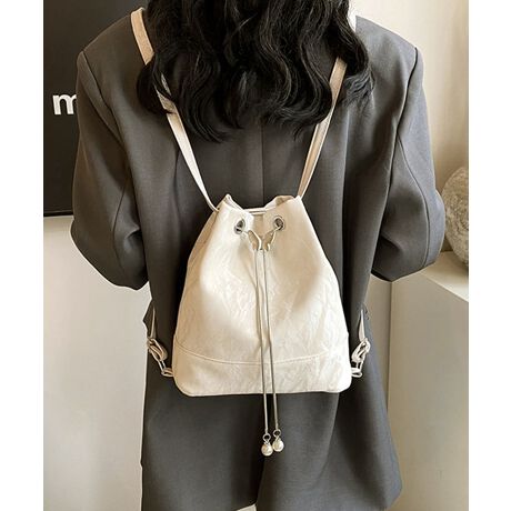 h[XgO̐[Ƀp[炢AiƑl͋CvXV_[obOBRpNgȃTCYȂAzX}zȂǂ̕Ki[łṕBbNE|E΂߂ƁAX^CV[ɍ킹Ďgł֗3WAYdlBJ[FubN/AC{[/Vo[/~gTCYF:22cm ㉡:26cm ꉡ:24cm }`:10cm V_[:56-110cm(߉\AOs)[ɂāEA4Ήi22~31cm)F~EiPadminiΉi19.6~13.5~0.7cm)F~Ezi10~20cmjFZE܂z:ZEL[P[X:ZEybg{gi500mljFZEybg{gci500mljFZdF228gnF|PbgFȂYFׂĕuTCYłi̐@ႢǍ덷܂̂ŁAjBCOAî߁Ai̍וdl͑قȂꍇ܂B\߂̏A肢v܂B