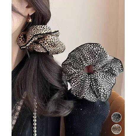 قǂ悢{[ANZgɂȂĂȃIp[hVVBy₩ȑfނł܂Ƃߔz[hA؂₩ȕ͋CoBVvR[fɃANZgāAltF~jȈۂɁBJWA炨Ă΂X^C܂ŕLR[fɊ􂷂BJ[FubN/_[Nx[WTCYFSaF5`18cmYFɊւĂ̒ӓ_F̏i͌ Ŕ̔Ă邽߁Aϔ͕tĂ܂񂪁AiɏtȂ悤ȈՕŔƂĂ܂BCOAî߁Ai̍וdl͑قȂꍇ܂B\߂̏A肢v܂B