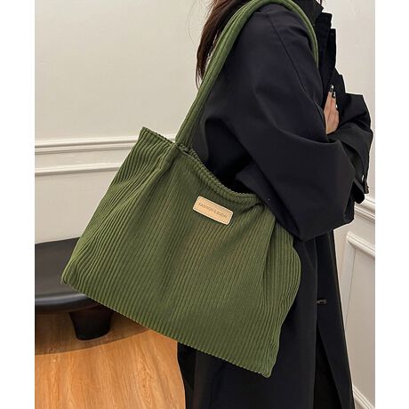 炩ȃR[fCfނ̃g[gobOB}`A[͂\ŁAA4TCY܂TCYB|₷߂̎ŁAʊwEʋ΁Eoɂ֗BVvȂAfނ̗̊őlۂɁBJ[FubN/O[/ItzCg/J[L/}X^[hTCYF:27cm ㉡:36cm ꉡ:25cm }`:12cm 荂:23cm 蒷:63cmiߕsAOsj[ɂāEA4Ήi22~31cm)FZEiPadminiΉi19.6~13.5~0.7cm)FZEzi10~20cmjFZE܂z:ZEL[P[X:ZEybg{gi500mljFZEybg{gci500mljFZdF283gnF|PbgF萶YFׂĕuTCYłi̐@ႢǍ덷܂̂ŁAjBCOAî߁Ai̍וdl͑قȂꍇ܂B\߂̏A肢v܂B