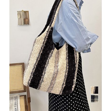 VvŎg̗ǂA`FbNƃXgbṽ{Ag[gobOBJ̓{^dlŁAɂ̓I[v~j|PbgtBA4TCY܂eʂŁAg₷QB|₷ŁAfC[炨o܂ŕLB̃R[fɃANZgvXA~̋CグĂBJ[F`FbN/XgCvTCYF:28cm ㉡:42cm ꉡ:32.5cm }`:9cm 荂:29cm 蒷:48cmiߕsAOsj[ɂāEA4Ήi22~31cm)FZEiPadminiΉi19.6~13.5~0.7cm)FZEzi10~20cmjFZE܂z:ZEL[P[X:ZEybg{gi500mljFZEybg{gci500mljFZdF185gnF|PbgF萶YFׂĕuTCYłi̐@ႢǍ덷܂̂ŁAjBCOAî߁Ai̍וdl͑قȂꍇ܂B\߂̏A肢v܂B