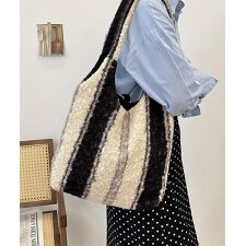 ボアトートバッグ A4 大容量 ふわふわ