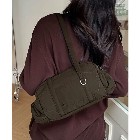 JWAȉƎp˔A؍fUC̃V_[obOBvŌyʂȃiCfނgpAQ̎[͂Btg|PbgDJtŁA̐X[YBʊw₨oAfC[[Xɂ҂ŁAǂȃR[fɂޖ\ACeBJ[FubN/uE/bh/sN/~gTCYF:18cm ㉡:27cm ꉡ:27cm }`:7cm 荂:28cm 蒷:67cmiߕsAOsj[ɂāEA4Ήi22~31cm)F~EiPadminiΉi19.6~13.5~0.7cm)FZEzi10~20cmjFZE܂z:ZEL[P[X:ZEybg{gi500mljFZEybg{gci500mljF~dF190gnF|PbgF萶YFׂĕuTCYłi̐@ႢǍ덷܂̂ŁAjBCOAî߁Ai̍וdl͑قȂꍇ܂B\߂̏A肢v܂B