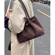 スエード調トートバッグ ベルトデザイン鞄