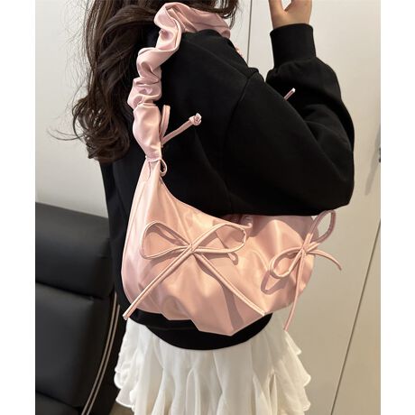 {fUCANZgƂȂV_[obOBV_[̃MU[́AD݂ɍ킹či𒲐łA񂰁A|A΂ߊ|ƁA֗3waydlBVvȃX^COɍ킹邾ŁAghAbvBJ[FzCg/sN/u[/Vo[TCYF:18cm ㉡:30cm ꉡ:18cm V_[::23-75cmihXg߉AOsj[ɂāEA4Ήi22~31cm)F~EiPadminiΉi19.6~13.5~0.7cm)FZEzi10~20cmjFZE܂z:ZEL[P[X:ZEybg{gi500mljFZEybg{gci500mljF~dF143gnF|PbgFȂYFׂĕuTCYłi̐@ႢǍ덷܂̂ŁAjBCOAî߁Ai̍וdl͑قȂꍇ܂B\߂̏A肢v܂B