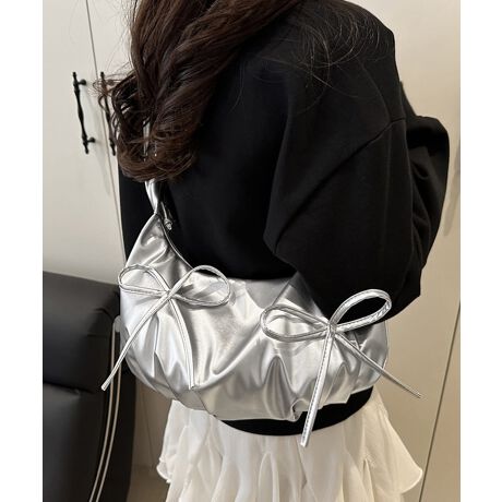 {fUCANZgƂȂV_[obOBV_[̃MU[́AD݂ɍ킹či𒲐łA񂰁A|A΂ߊ|ƁA֗3waydlBVvȃX^COɍ킹邾ŁAghAbvBJ[FzCg/sN/u[/Vo[TCYF:18cm ㉡:30cm ꉡ:18cm V_[::23-75cmihXg߉AOsj[ɂāEA4Ήi22~31cm)F~EiPadminiΉi19.6~13.5~0.7cm)FZEzi10~20cmjFZE܂z:ZEL[P[X:ZEybg{gi500mljFZEybg{gci500mljF~dF143gnF|PbgFȂYFׂĕuTCYłi̐@ႢǍ덷܂̂ŁAjBCOAî߁Ai̍וdl͑قȂꍇ܂B\߂̏A肢v܂B