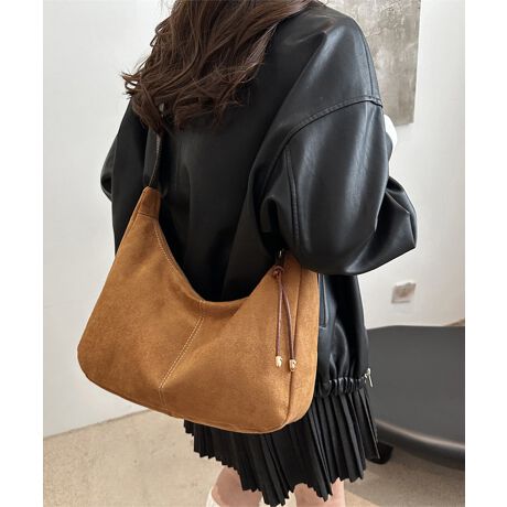 炩ȃXG[hfނiȃV_[obOBi`ȕƂƂtHŁAȂꊴՂBU[XgbvƃS[hp[c̃ANZglۂvXB悢TCYŁAig炨o܂ŕL􂷂BJ[FubN/uE/LTCYF:21cm ㉡:29cm ꉡ:30cm }`:9cm V_[:57-102cmi߉\AOsj[ɂāEA4Ήi22~31cm)F~EiPadminiΉi19.6~13.5~0.7cm)FZEzi10~20cmjFZE܂z:ZEL[P[X:ZEybg{gi500mljFZEybg{gci500mljF~dF118gnF|PbgFȂYFׂĕuTCYłi̐@ႢǍ덷܂̂ŁAjBCOAî߁Ai̍וdl͑قȂꍇ܂B\߂̏A肢v܂B