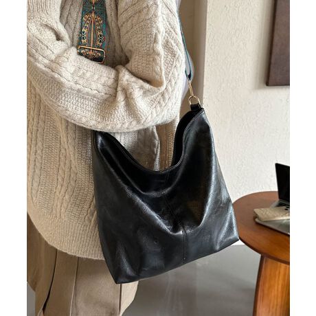 G߂킸gAXgbvANZgɂȂV_[obOB_炩tFCNU[fނŁAG肪ƂĂCBJWA炫ꂢ߃R[f܂ŁALX^CɃ}b`BJ[FubN/x[W/J[L/LTCYF:24cm ㉡:30cm ꉡ:23cm }`:9.5cm V_[:59-107cmi߉\AO\j[ɂāEA4Ήi22~31cm)F~EiPadminiΉi19.6~13.5~0.7cm)FZEzi10~20cmjFZE܂z:ZEL[P[X:ZEybg{gi500mljFZEybg{gci500mljFZdF212gnF|PbgFȂYFׂĕuTCYłi̐@ႢǍ덷܂̂ŁAjBCOAî߁Ai̍וdl͑قȂꍇ܂B\߂̏A肢v܂B