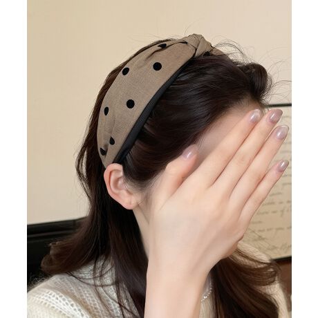 VbNȃJ[ɃhbgA؍fUC̃J`[VBRȃ{[D܂Ƃ߁Aiől킢ۂoBig͂Af[g₨oɂ҂̃ACeBJ[FubN/O[/x[W/CguE{̕F5.5cmF17cmF13cmYFɊւĂ̒ӓ_F̏i͌ Ŕ̔Ă邽߁Aϔ͕tĂ܂񂪁AiɏtȂ悤ȈՕŔƂĂ܂BCOAî߁Ai̍וdl͑قȂꍇ܂B\߂̏A肢v܂B