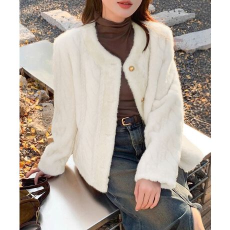 ӂӂ̃tFCNt@[fނgpm[J[WPbgBS[h{^؂₩ȃANZgɂȂA܂𖾂邭ĂBP[u҂݂̂悤ȗ̊̂\ʂAƏioBȓŌyĒgAH~̖hɂ҂B邾ō郊b`Ȏ́B~jXJ[gXLj[pcƍ킹āA؂₩ȏH~R[fɂ߁BJ[FItzCg/x[WTCYFTCY:62cm :43cm :60cm 䂫:81.5cm g:58cm :116cmnF(yʒȓ)LkFȂFȂYFׂĕuTCYłi̐@ႢǍ덷܂̂ŁAjBCOAî߁Ai̍וdl͑قȂꍇ܂B\߂̏A肢v܂B