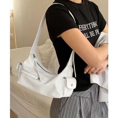 炩ȃtFCNU[ƒ悢򊴂AlۂƏiĂV_[obOB V_[Xgbv͒\ŁA񂰂|y߂B̃~j|PbgtĂ̂ŁAbvN[⌮Ȃǂ̏̎[ɂ֗BJWAȓgɂ͂AƂoɂ҂ȃACeBJ[FubN/zCgTCYF:13cm ㉡:27cm ꉡ:23cm }`:9cm V_[:55-70cmi߉AOsj[ɂāEA4Ήi22~31cm)F~EiPadminiΉi19.6~13.5~0.7cm)F~Ezi10~20cmjFZE܂z:ZEL[P[X:ZEybg{gi500mljFZEybg{gci500mljF~dF246gnF|PbgF萶YFׂĕuTCYłi̐@ႢǍ덷܂̂ŁAjBCOAî߁Ai̍וdl͑قȂꍇ܂B\߂̏A肢v܂B