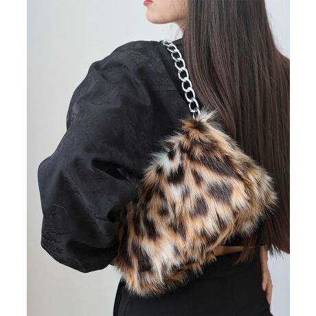 J[t@[ڂ䂭`F[V_[obOB炩ȐGSñGR[t@[fނŁAŋGߊƉ؂₩vXBRpNgȃTCYȂAKi邿傤ǗǂeʁBtŉוĂ^ꂵɂBfC[g͂AƂo̐HECxgȂǁALV[ŊBJ[FAC{[/x[W/IW/uETCYF:15cm ㉡:25cm ꉡ:26cm }`:7.5cm 荂:22cm 蒷:52cmiߕsAOsj [ɂāEA4Ήi22~31cm)F~EiPadminiΉi19.6~13.5~0.7cm)F~Ezi10~20cmjFZE܂z:ZEL[P[X:ZEybg{gi500mljF~Eybg{gci500mljF~dF188gnF|PbgF萶YFׂĕuTCYłi̐@ႢǍ덷܂̂ŁAjBCOAî߁Ai̍וdl͑قȂꍇ܂B\߂̏A肢v܂B