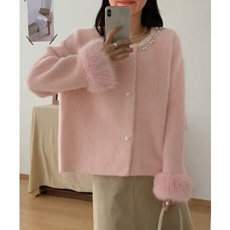 XbLm[J[Ƀp[ꂢ߃J[fBKB_炩ȃ^b`łɂAfɂDSnBVGbgŏd˒₷AgKBɃt@[炢A炵ivXBXJ[g~Ou[c̃tF~jR[f͂AfjƂ悭Ðh~bNXy߂BJ[FubN/AC{[/O[/J/XJCu[/sN/CG[TCYFTCY:55cm :39cm :55cm 䂫:74.5cm g:51cm :102-118cmnFȂLkF₠蓧FȂYFׂĕuTCYłi̐@ႢǍ덷܂̂ŁAjBCOAî߁Ai̍וdl͑قȂꍇ܂B\߂̏A肢v܂B