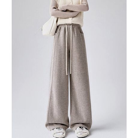 w{[iȃnCEGXgChpcBm[}^CvƗNу^Cv2ނAG߂V[ɍ킹đÎׂ́BTCh|PbgtŎpBƂVGbgő̌^Jo[łAbNXƃX^CbVoBG߂ɂꂵNтŁAhIVɒȂBjbguEXƍ킹āAƊ̂l̃JWAX^CBJ[F`R[O[/O[/Cgx[W/J/uE^CvFNтȂ/NтTCYFTCY:99cm ҉:67cm EGXg(Sdl):64-95cm qbv:102cm :58cmnFȂLkFȂFȂYFׂĕuTCYłi̐@ႢǍ덷܂̂ŁAjBCOAî߁Ai̍וdl͑قȂꍇ܂B\߂̏A肢v܂B