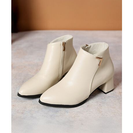 V[ỸX^COɌȂV[gu[cBTChɕ֗ȃt@Xi[tāAEX[YB{[}A芴̂镝Lq[ŔɂB̋ANZgɂȂAfC[[X͂AtH[}ȏʂɂBJ[FubNU[/ubNXG[h/AC{[/LTCYF22.5cmi35j/23.0cmi36j/23.5cmi37j/24.0cmi38j/24.5cmi39j/25.0cmi40jiJbR͌C\LƂȂ܂j[22.5]:22.5cm :8.1cm :9.4cm[23.0]:23.0cm :8.2cm :9.6cm[23.5]:23.5cm :8.3cm :9.8cm[24.0]:24.0cm :8.4cm :10.0cm[24.5]:24.5cm :8.5cm :10.2cm[25.0]:25.0cm :8.6cm :10.4cmq[iSTCYj:5cmvbgtH[iSTCYj:0.5cmdijF493g-551gYFׂĕuTCYłi̐@ႢǍ덷܂̂ŁAjBCOAî߁Ai̍וdl͑قȂꍇ܂B\߂̏A肢v܂B