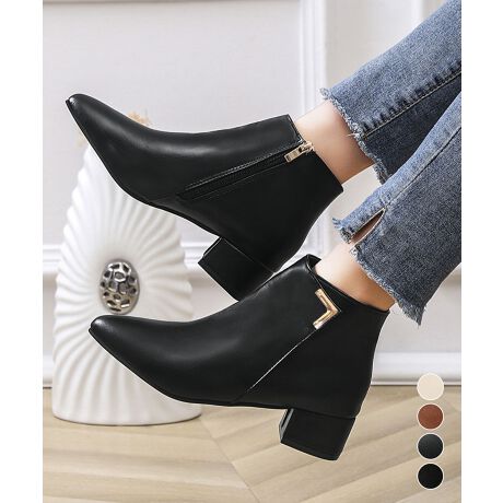 V[ỸX^COɌȂV[gu[cBTChɕ֗ȃt@Xi[tāAEX[YB{[}A芴̂镝Lq[ŔɂB̋ANZgɂȂAfC[[X͂AtH[}ȏʂɂBJ[FubNU[/ubNXG[h/AC{[/LTCYF22.5cmi35j/23.0cmi36j/23.5cmi37j/24.0cmi38j/24.5cmi39j/25.0cmi40jiJbR͌C\LƂȂ܂j[22.5]:22.5cm :8.1cm :9.4cm[23.0]:23.0cm :8.2cm :9.6cm[23.5]:23.5cm :8.3cm :9.8cm[24.0]:24.0cm :8.4cm :10.0cm[24.5]:24.5cm :8.5cm :10.2cm[25.0]:25.0cm :8.6cm :10.4cmq[iSTCYj:5cmvbgtH[iSTCYj:0.5cmdijF493g-551gYFׂĕuTCYłi̐@ႢǍ덷܂̂ŁAjBCOAî߁Ai̍וdl͑قȂꍇ܂B\߂̏A肢v܂B