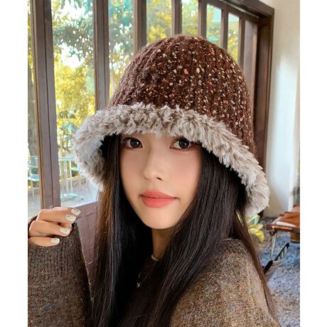 ӂӂƂG̗ǂjbgfނŎdグoPbgnbgB܂ł^ꂵɂAJoɓĎ^т₷BH~̊΍͂A悢{[ŕLX^COɍ킹BR[fBl[gŁAJWAɂL[gɂAN[ɂϐgłBJ[FubN/AC{[/CG[/J/uETCYFTCÝF56-60cm[F20cmnFȂLkF₠萶YFׂĕuTCYłi̐@ႢǍ덷܂̂ŁAjBCOAî߁Ai̍וdl͑قȂꍇ܂B\߂̏A肢v܂B