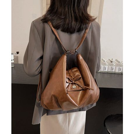 _炩ȉ͂̃U[^b`fނgpAl͋̕CYV_[obOBtgɂ͏ȃ{炢AVvȂ珗炵ANZgɁB悢̃V_[XgbvŌɂ₷AԂłɂBA4TCY[łeʂŁAfC[g͂Aʋ΂₨oɂœKBbNƂĂV_[g[gƂĂg2WAYdlŁAX^CV[ɍ킹Ďg\BJ[FubN/uE/LTCYFTCY:30cm ㉡:33cm ꉡ:32.5cm }`:12cm  V_[:45-105cmi߉AOsj[ɂāEA4Ήi22~31cm)FZEiPadminiΉi19.6~13.5~0.7cm)FZEzi10~20cmjFZE܂z:ZEL[P[X:ZEybg{gi500mljFZEybg{gci500mljFZdF472gnF|PbgF萶YFׂĕuTCYłi̐@ႢǍ덷܂̂ŁAjBCOAî߁Ai̍וdl͑قȂꍇ܂B\߂̏A肢v܂B