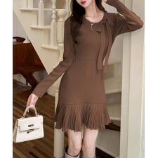 プリーツ裾 長袖リブニットワンピース上品
