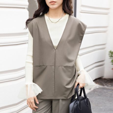 [߂VlbNŗۂorWlXIP[WV[ɍœKȃxXgVoIVGbgCoȂXbLY߂Ɏdグ܂B̂̃CE߂Ȃ[YȎdオŒSnQItgɑ傫߂̃|PbgtȂ̂|CgłIƂ锧ǴAySñxXgłBR[fBl[gŃI[V[Yp܂BLIP[WV[Ŋ􂷂閜\ACe􍡃V[Y߂̃xXgłIJ[ubN/O[W/lCr[/x[W/O[i̐F͕BQƂBTCY:P(cm)yMiS-MjzO67cm/㒅71cm/48cm/g55cmyLiL-LLjzO71cm/㒅75cm/51cm/g58cmH̊֌WAe̐ӏ(u)y}3cmzx͌덷̋e͈͂ƂĒĂ܂Bfރ|GXe80E[16E|E^4nӂLkȂȂnȂYChinafg166cm(pTCYM)Gߏt//H