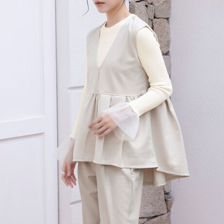 iӎNVJȃyvVGbg̃IP[WnxXggbvXVoIVGbgCoȂXbLY߂Ɏdグ܂B[߂VlbNC炵Ă܂B̂̃CE߂Ȃ[YȎdオŒSnQIƊ炩ȔǴAySñgbvXłBR[fBl[gŃI[V[Yp܂B܂LIP[WV[Ŋ􂷂閜\ACeǂȃCi[ɂ킹₷A񂵗͂̂闊ꖇłBJ[x[W/ubNi̐F͕BQƂBTCY:P(cm)yMzO62cm/㒅76cm/g46cm/38cmH̊֌WAe̐ӏ(u)y}3cmzx͌덷̋e͈͂ƂĒĂ܂Bfރ|GXe98E|E^2nӂLk聚ȂnȂYChinafg166cm(pTCYM)Gߏt/H