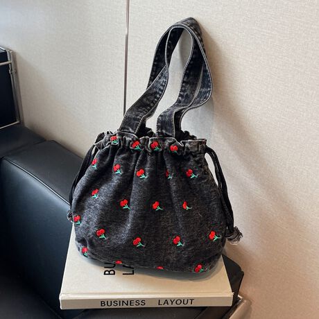 fB[Xp̑l`F[fjV_[obOVoIyʁ~eʂȂ̂ɑ傫Ãt@bV܂Ƃ߂ĂACełIǂTCYŏd󂷂邱ƊԈႢȂBВ̎dl̂ߊO璆gÂ炭ȂĂ̂|CgłIfC[g͂AƂoɂyɂg܂J[ubN/_[Nu[/Cgu[i̐F͕BQƂBTCY:P(cm)36/}`14/26H̊֌WAe̐ӏ(u)y}3cmzx͌덷̋e͈͂ƂĒĂ܂BfރRbg65%E|GXe35%nӂLkȂȂn聚YChinaGߏt/