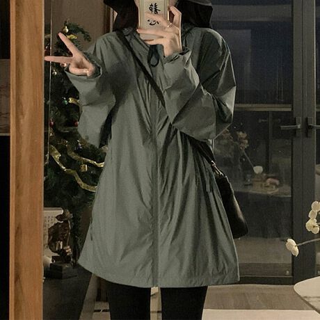 iCfނŃJWA߂Ȉۂ`[|Cg̃WbvAbviCWPbgVoBVvȃfUCȂ蔲DJ[WJŃK[[vXBɈꖇHD邾ŃIVxAbv閜\ACeBI[o[TCYŒ߂̏䊴ŃX^CAbvʂQłIVv߂ȃfUĈߍ킹ACeIт܂BꖇΕLV[Ŋ􂷂邱ƊԈႢȂBV[Y߂̃AE^[gbvXłIJ[TYPE1J[L/TYPE2x[Wi̐F͕BQƂBTCY:P(cm)type1yt[z66cm/51cm/g46cm/60cmtype2yt[z69cm/62cm/g53cm/61cmH̊֌WAe̐ӏ(u)y}3cmzx͌덷̋e͈͂ƂĒĂ܂BfރiC100nLkȂ₠聚nȂYChinafg158cm(pTCYt[)Gߏt/