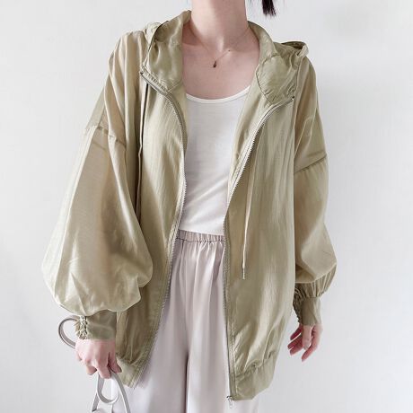 ẲHDɂ҂̃I[o[TCYVA[p[J[BƂVGbgŁACɂȂ̌^Jo[AȂꊴo܂BɂׂɂƂfނŁAĂ̎O΍ɂ҂Iⓧ̂VA[ȐnȂ̂ŁAőu₩ɁBVvȂ̃{[AghCNȈۂɁBACe킸킹₷ALX^COy߂܂B@J[zCg/lCr[/x[W/ubN/O[i̐F͕BQƂBTCY:P(cm)yMz69cm/70cm/g65cm/40cmyLz70cm/71cm/g67cm/41cmH̊֌WAe̐ӏ(u)y}3cmzx͌덷̋e͈͂ƂĒĂ܂Bfރ|GXe100%nӂLkȂ聚nȂYChinafg160cm(pTCYM)Gߏt//H