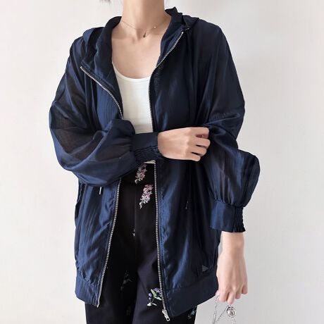 ẲHDɂ҂̃I[o[TCYVA[p[J[BƂVGbgŁACɂȂ̌^Jo[AȂꊴo܂BɂׂɂƂfނŁAĂ̎O΍ɂ҂Iⓧ̂VA[ȐnȂ̂ŁAőu₩ɁBVvȂ̃{[AghCNȈۂɁBACe킸킹₷ALX^COy߂܂B@J[zCg/lCr[/x[W/ubN/O[i̐F͕BQƂBTCY:P(cm)yMz69cm/70cm/g65cm/40cmyLz70cm/71cm/g67cm/41cmH̊֌WAe̐ӏ(u)y}3cmzx͌덷̋e͈͂ƂĒĂ܂Bfރ|GXe100%nӂLkȂ聚nȂYChinafg160cm(pTCYM)Gߏt//H