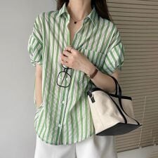 半袖ストライプシャツ