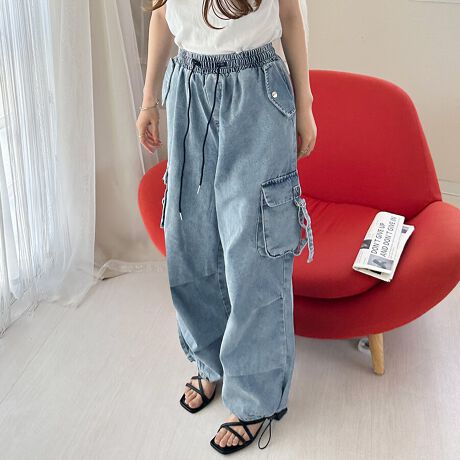 Be[ŴtF[hfjɁA@\IȃTCh|PbgƃobNxgghՂ̃ChpcBƂVGbgœ₷AXg[gX^Cɂi`JWAɂ}b`܂B傫߂̃|Pbg͎płȂAfUC̃ANZgɂBX|[cJWAȕ͋CYfjJ[SpcBvɃ{ONăghvXB悭Ƃ̂fUCŁAqbv⑾ȂǋCɂȂ镔Jo[IIɂ͐\ȃSXshtĂ̂ŃX^COɍ킹Ċy߂܂BJ[u[/Pu[/TbNXu[/O[/_[NO[i̐F͕BQƂBTCY:P(cm)yMzEGXg64-100cm/qbv108cm/^34.5cm/Oҏ31.5cm/҉69cm/28cmH̊֌WAe̐ӏ(u)y}3cmzx͌덷̋e͈͂ƂĒĂ܂Bfޖ75E|GXe25nӂLkȂȂnȂYChinafg160cm(pTCYM)Gߏt//H/~