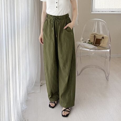 ȂꊴƎp˔h[XgOtChpcłB̂̃CEȂƂVGbgŁAbNXȂX^CbVȈۂɁBEGXg͒߉\ŁAKȃtBbg܂BEɂ͑傫߂̃|PbgzuĂA@\QB̃h[XgOŃVGbg̕ωy߁AR[f̕L܂BJWAɂꂢ߂ɂ킹₷AfC[[XɍœK1{łBJ[ItzCg/J/_[NO[/ubN/_[NJ[Li̐F͕BQƂBTCY:P(cm)yMzEGXg64-96cm/qbv108cm/^34.5cm/Oҏ31.5cm/҉68cm/25cmH̊֌WAe̐ӏ(u)y}3cmzx͌덷̋e͈͂ƂĒĂ܂Bfރ|GXe66EiC34n₤LkȂȂnItzCĝݕtYChinafg160cm(pTCYM)Gߏt//H